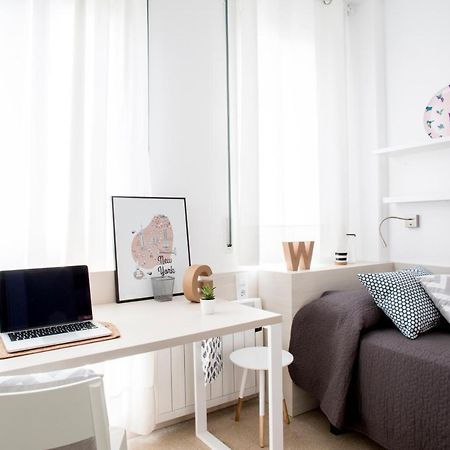 Residencia Universitaria Francesc Giralt i Serrà Terrassa Extérieur photo
